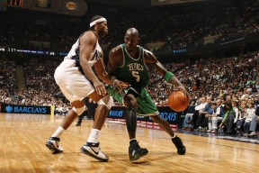 江苏体彩网-奥蓬达意甲首球后心声，后背与肩膀火辣辣的疼，但进球喜悦永恒