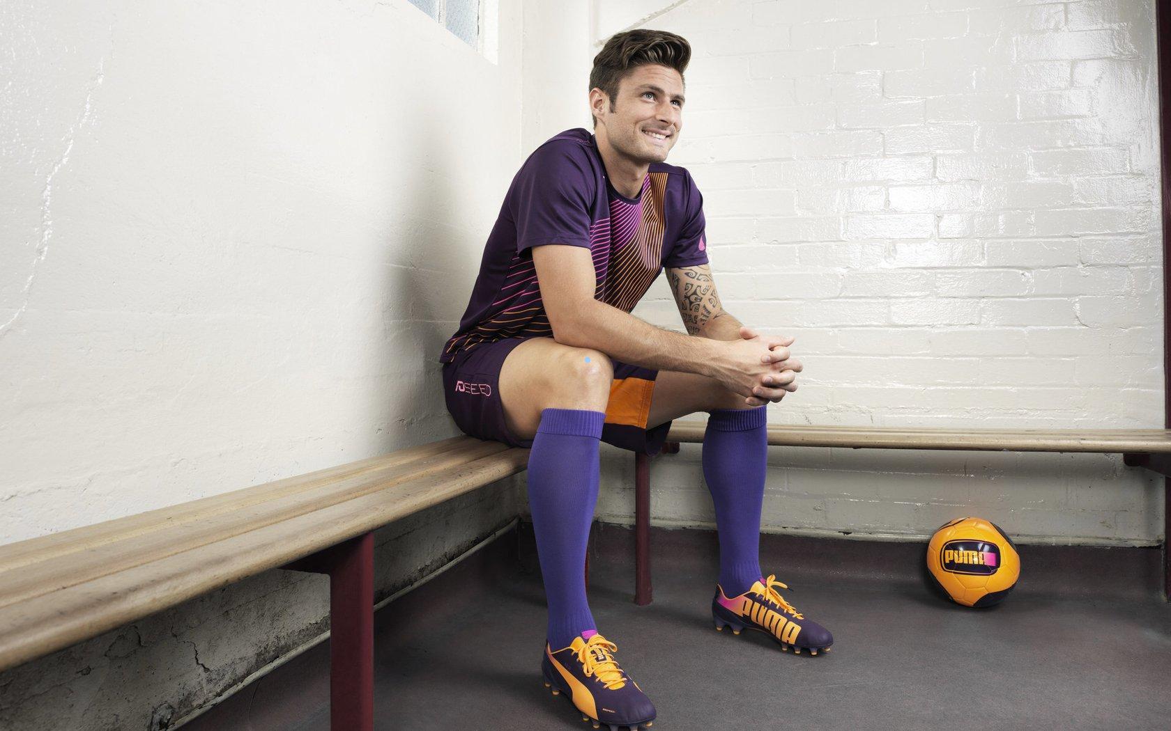 东契奇激烈言辞引发赛场冲突，施罗德失控遭禁赛三场损失29万美元